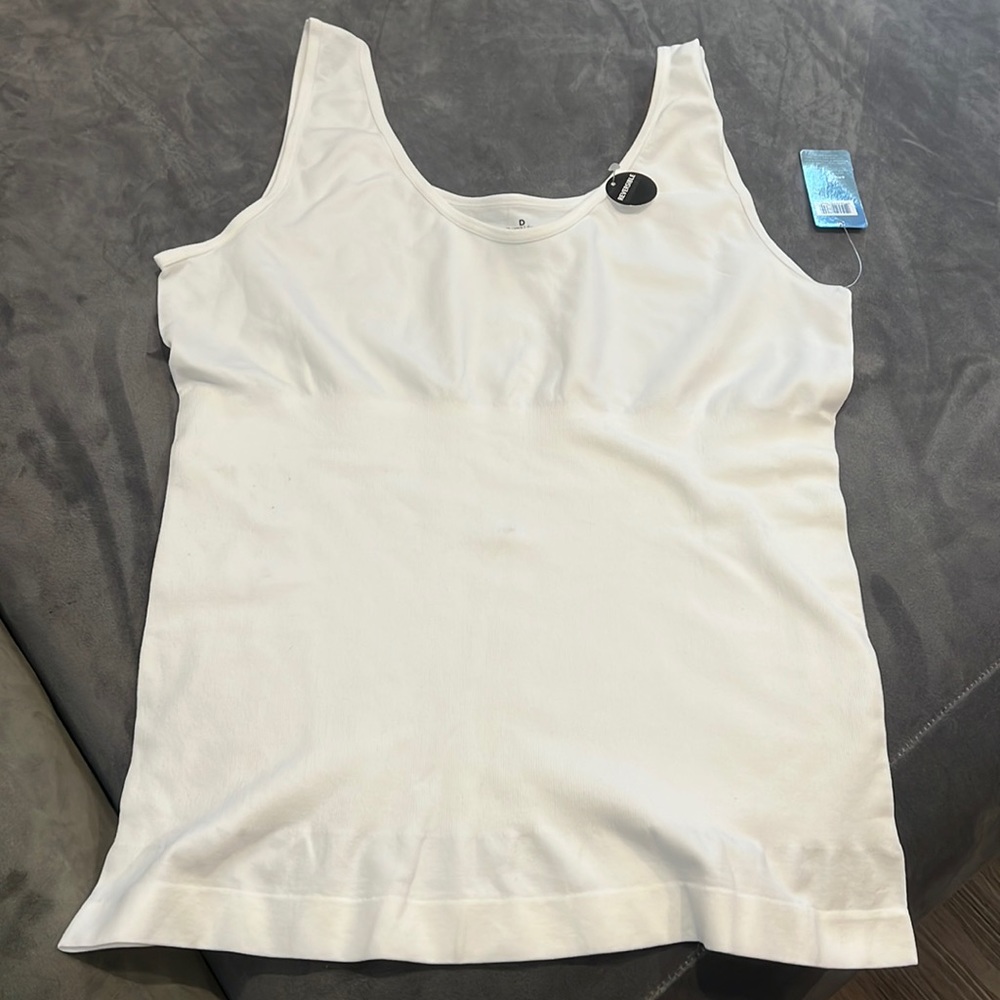 NWT white body shaping stretchy tank top